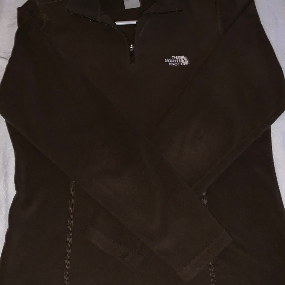 The north face pull over
